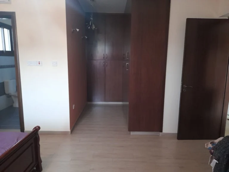 6+ Bedroom House for Sale in Limnatis, Limassol District