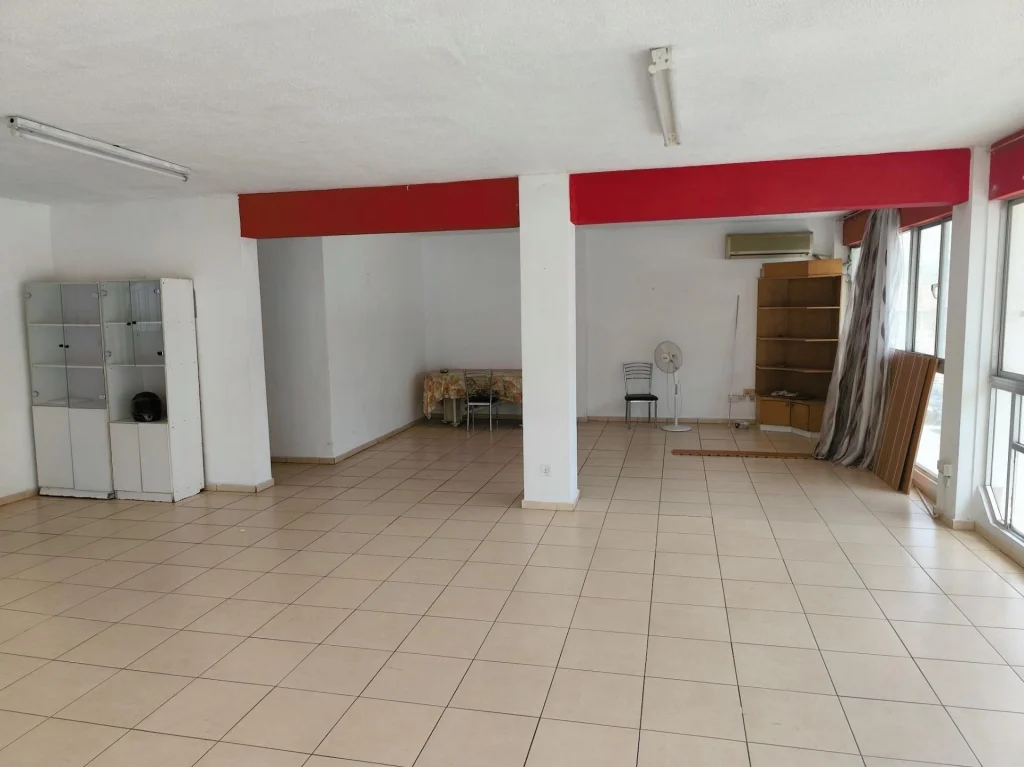 100m² Office for Rent in Limassol District