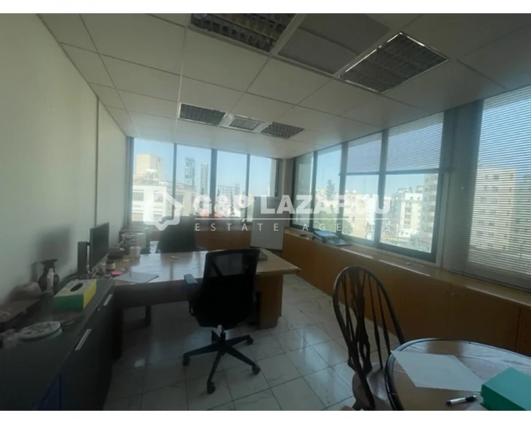 237m² Office for Sale in Agioi Omologites, Nicosia District