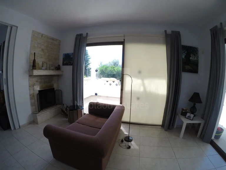 3 Bedroom House for Rent in Peyia, Paphos District