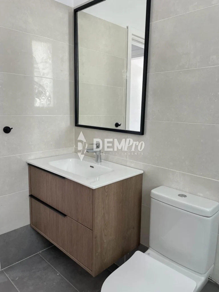 4 Bedroom House for Sale in Chlorakas, Paphos District