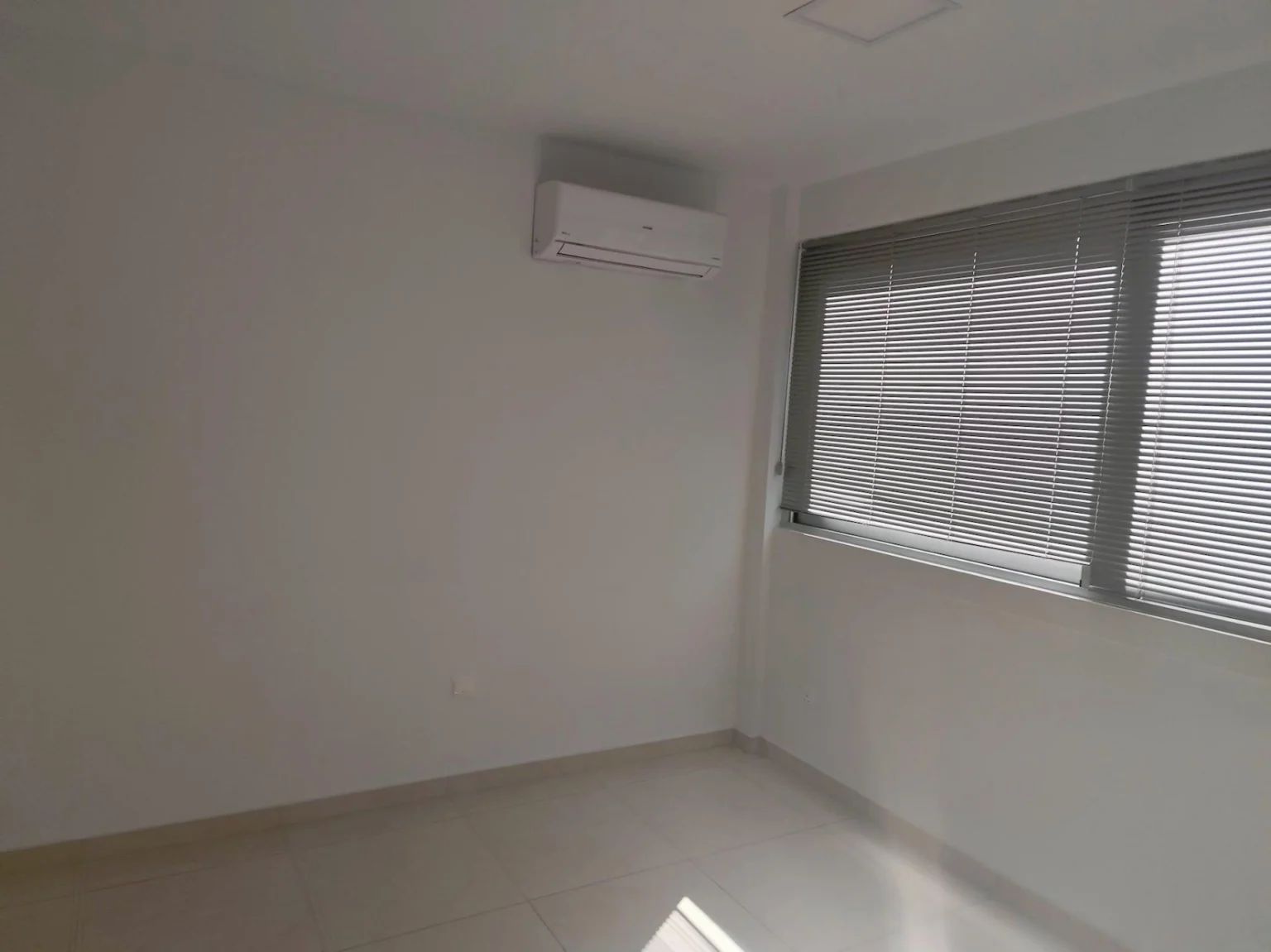 74m² Office for Rent in Limassol – Agia Zoni