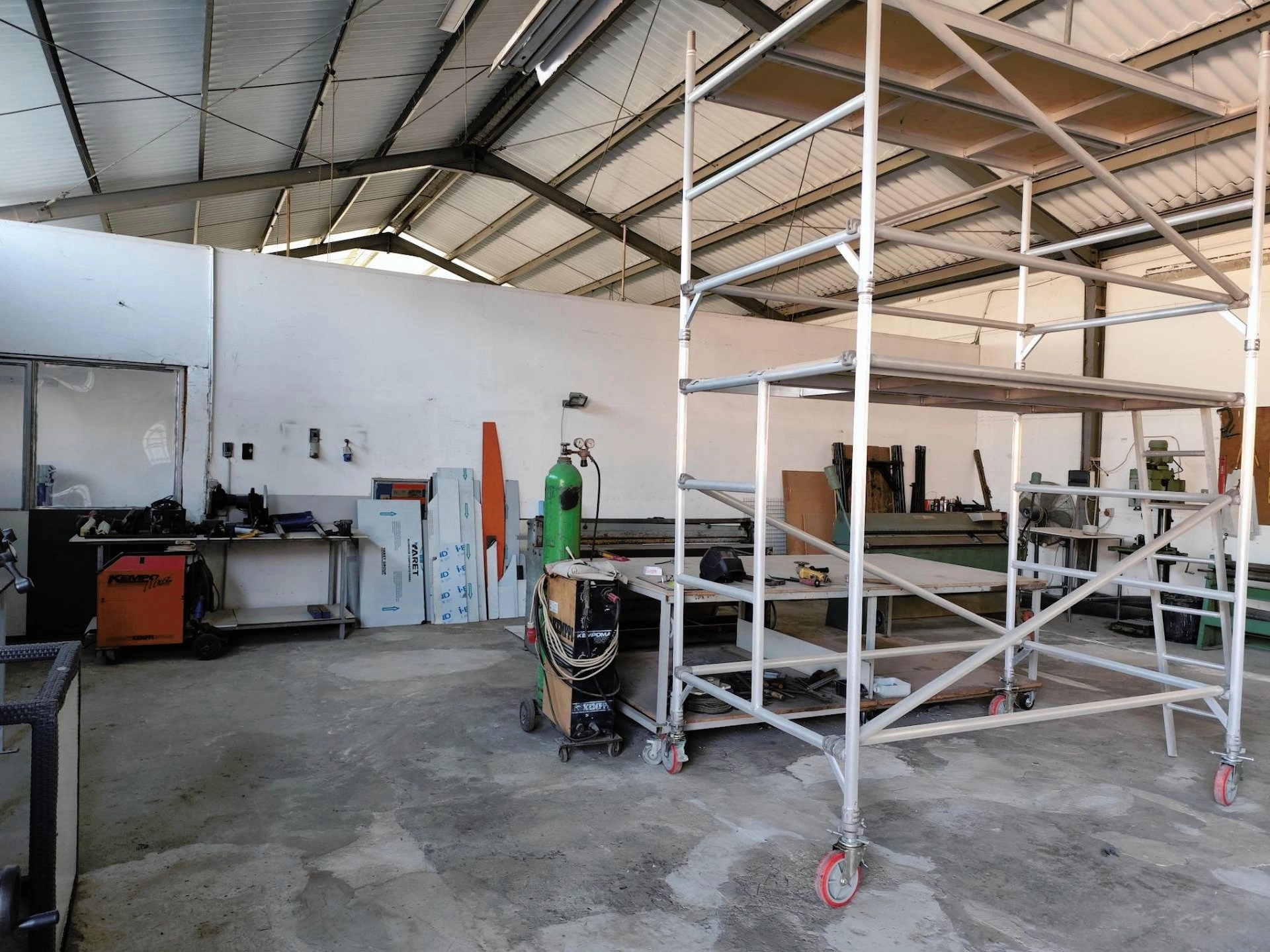 700m² Commercial for Rent in Limassol – Agios Athanasios
