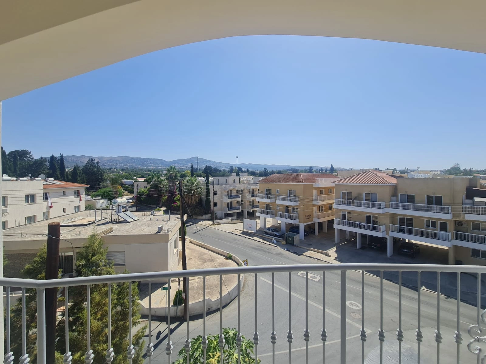 3 Bedroom Apartment for Rent in Kissonerga, Paphos District