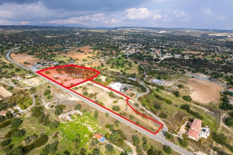 25,274m² Plot for Sale in Prastio Avdimou, Limassol District