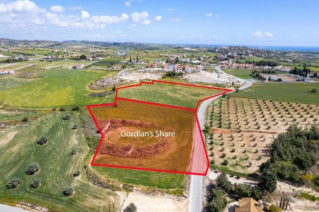 16,389m² Residential Plot for Sale in Anafotida, Larnaca District