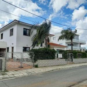 3 Bedroom House for Sale in Strovolos, Nicosia District