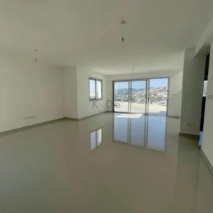 5 Bedroom House for Sale in Agios Tychonas, Limassol District