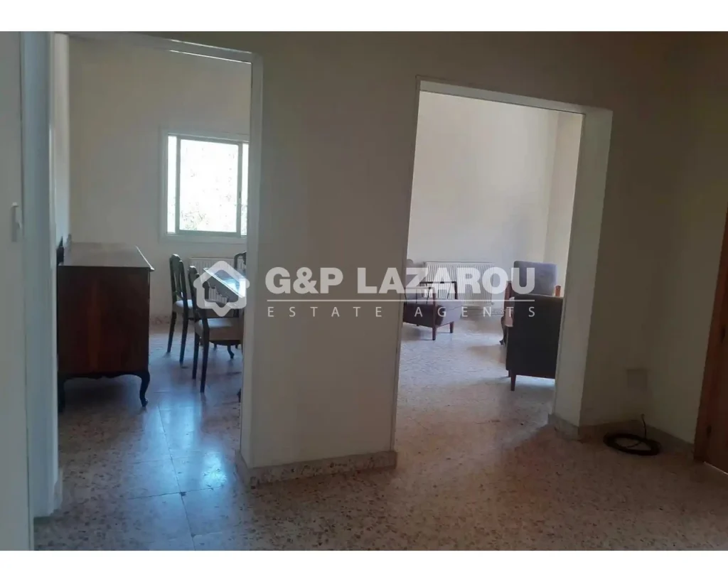 2 Bedroom House for Sale in Agios Dometios, Nicosia District