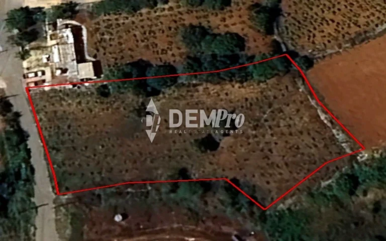 2,180m² Plot for Sale in Ineia, Paphos District