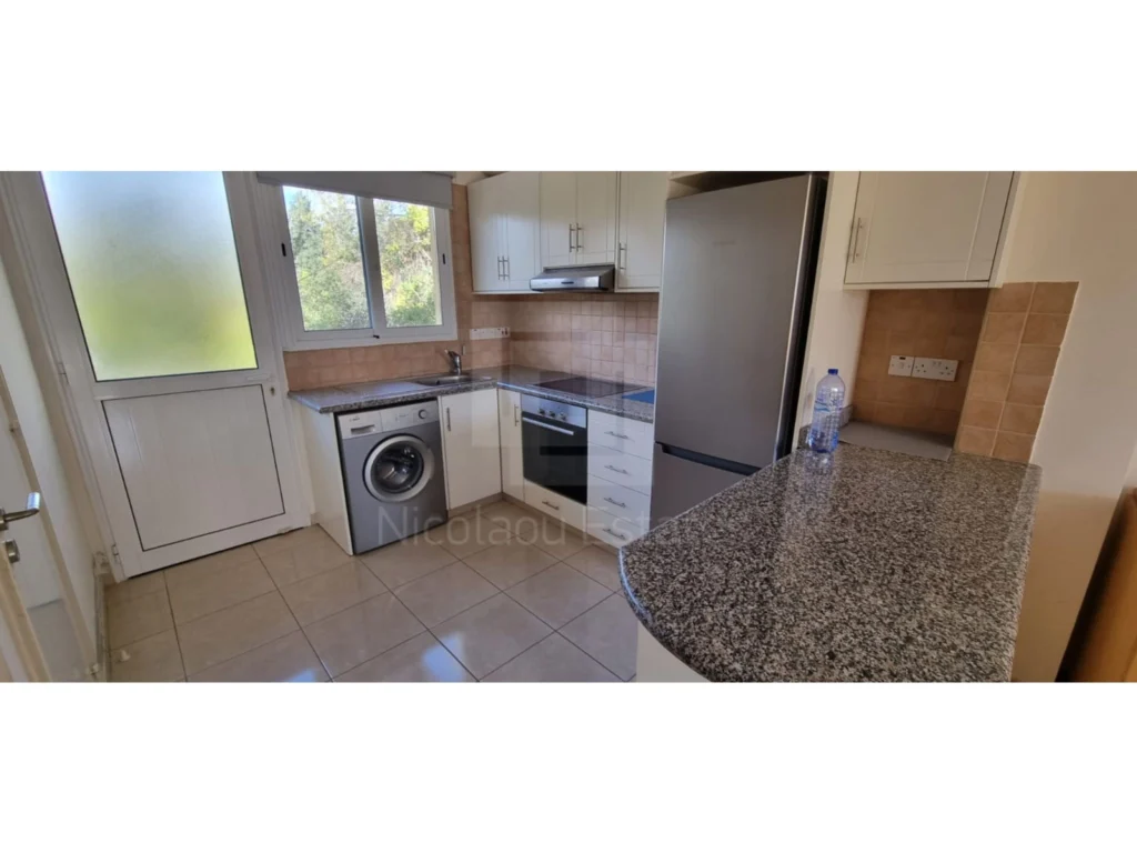 2 Bedroom House for Sale in Kato Paphos