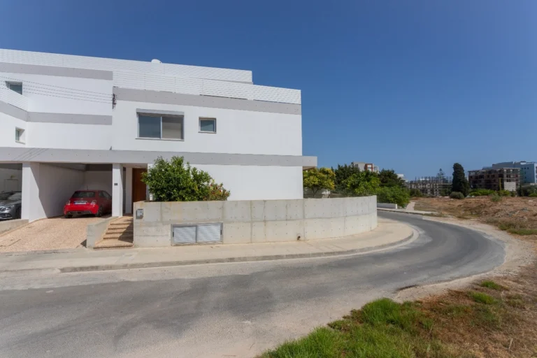 6+ Bedroom House for Sale in Potamos Germasogeias, Limassol District