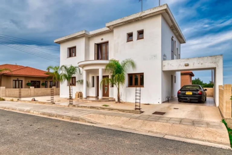 4 Bedroom House for Sale in Frenaros, Famagusta District