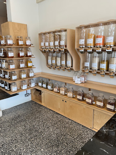 agno zero waste grocery