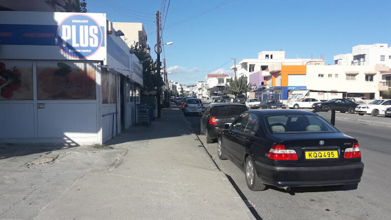 Plus Discount Market Miltonos