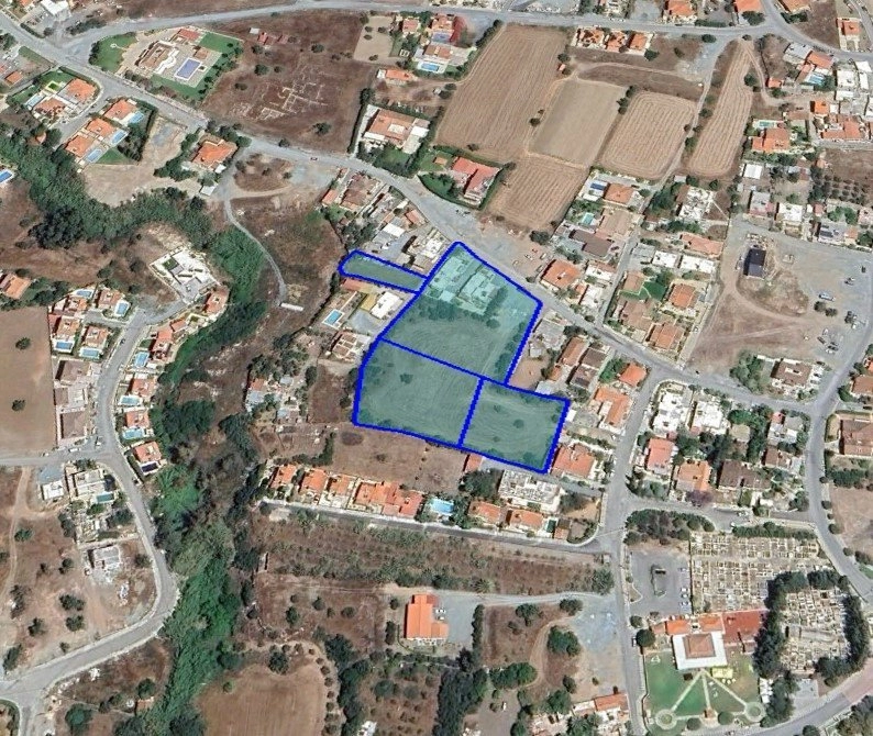 9,450m² Plot for Sale in Pyrgos Lemesou, Limassol District