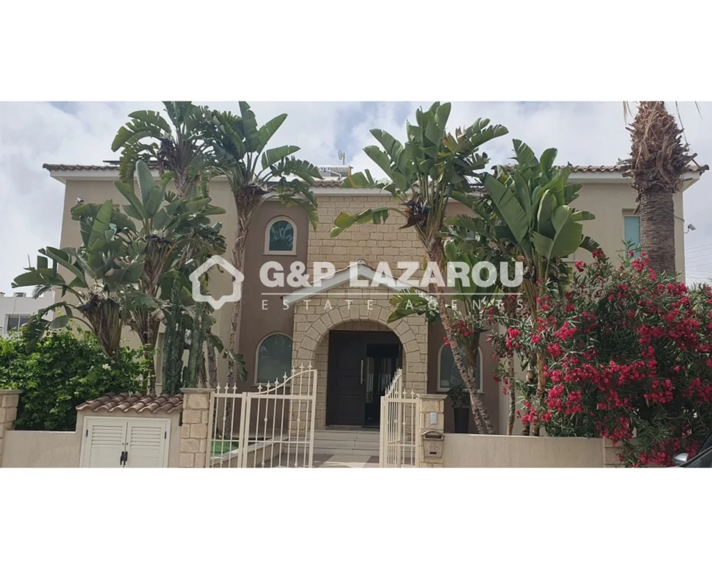 6+ Bedroom House for Sale in Paphos – Universal
