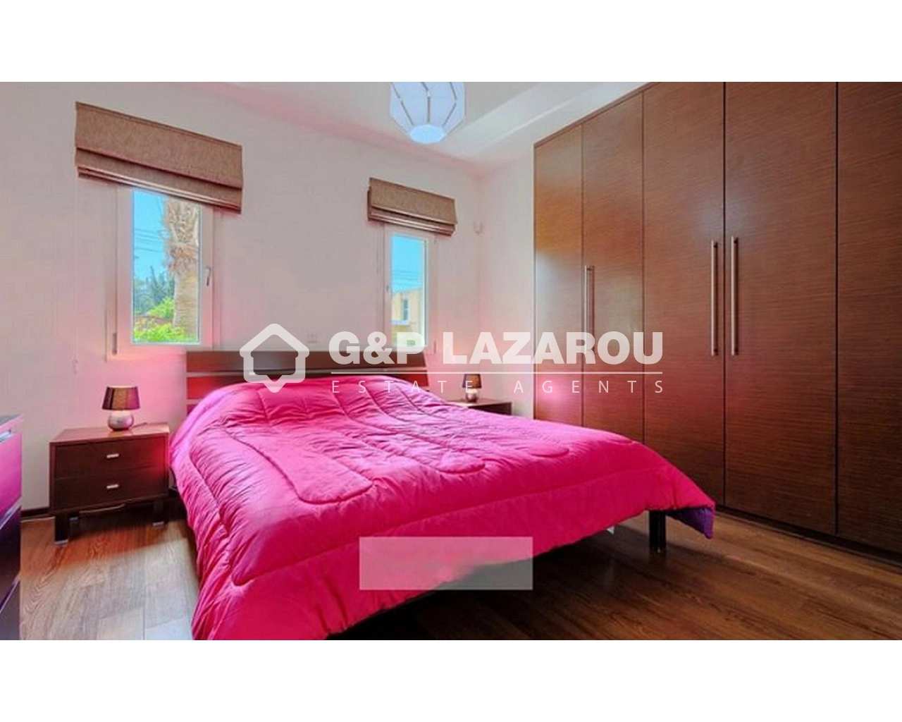 6+ Bedroom House for Sale in Paphos – Universal