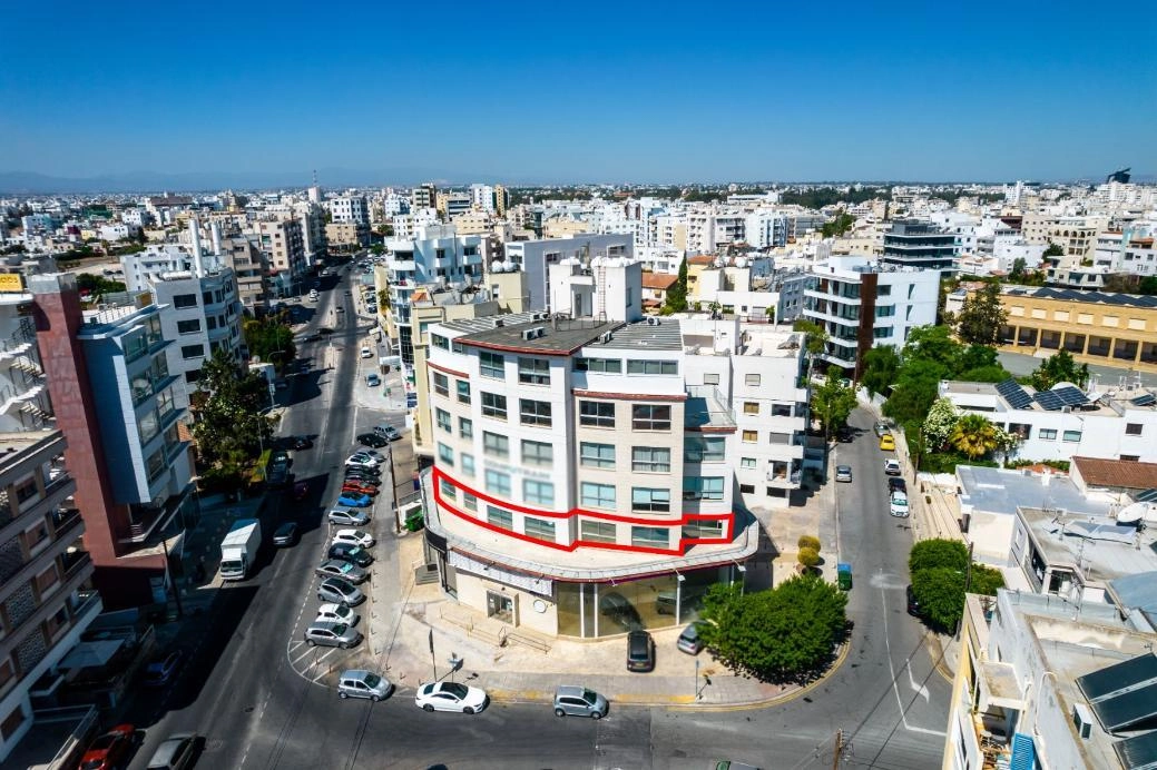 263m² Office for Sale in Strovolos, Nicosia District