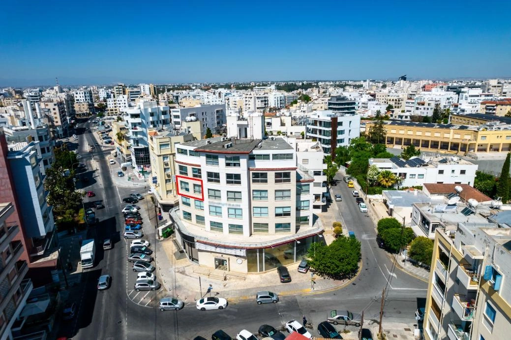 93m² Office for Sale in Strovolos, Nicosia District