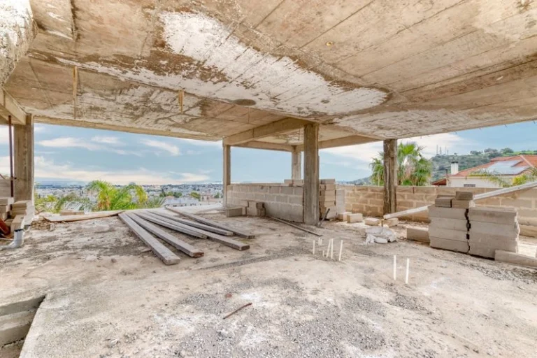 5 Bedroom House for Sale in Oroklini, Larnaca District