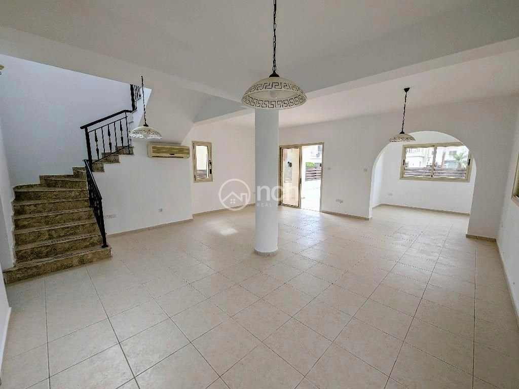 4 Bedroom House for Sale in Mandria Pafou, Paphos District