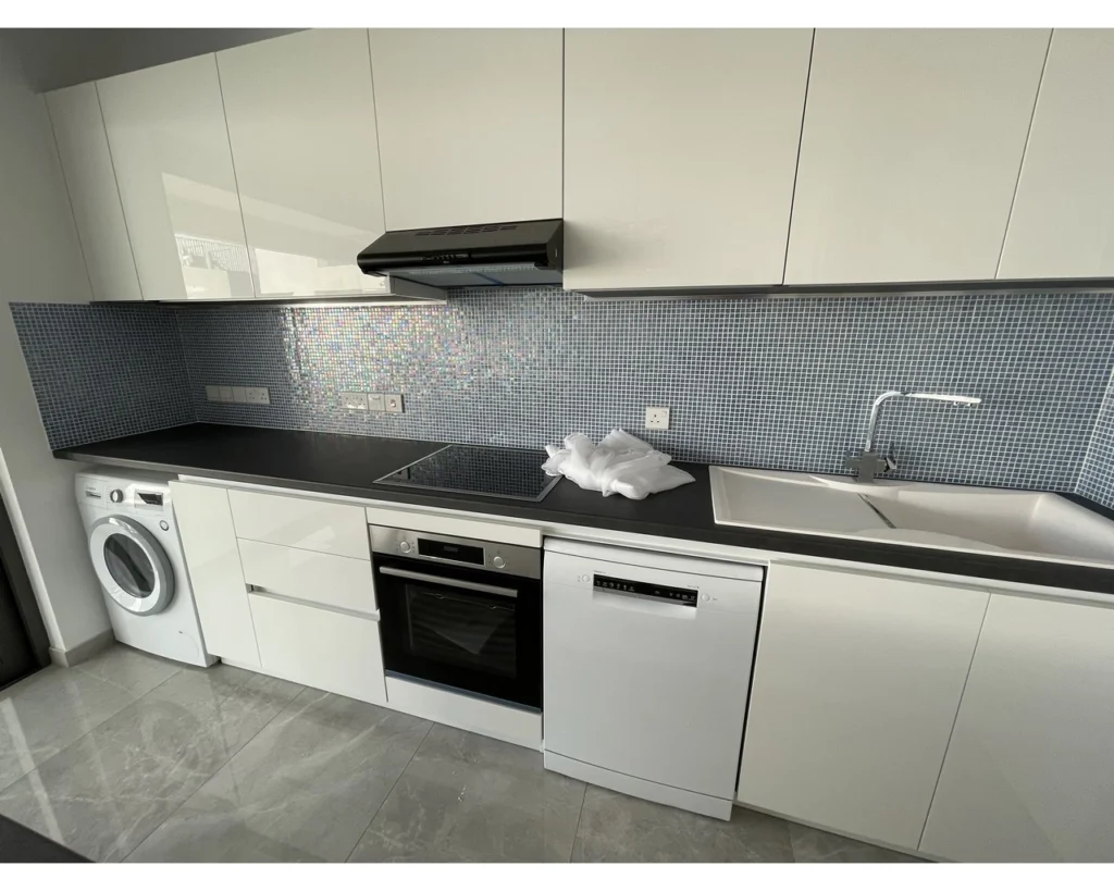 2 Bedroom Apartment for Rent in Potamos Germasogeias, Limassol District