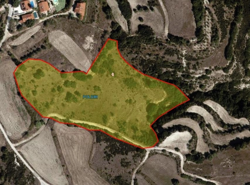 17,057m² Plot for Sale in Polemi, Paphos District