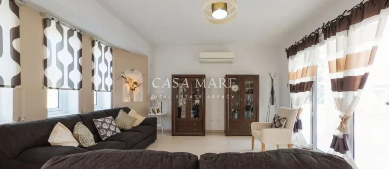 4 Bedroom House for Sale in Parekklisia, Nicosia District