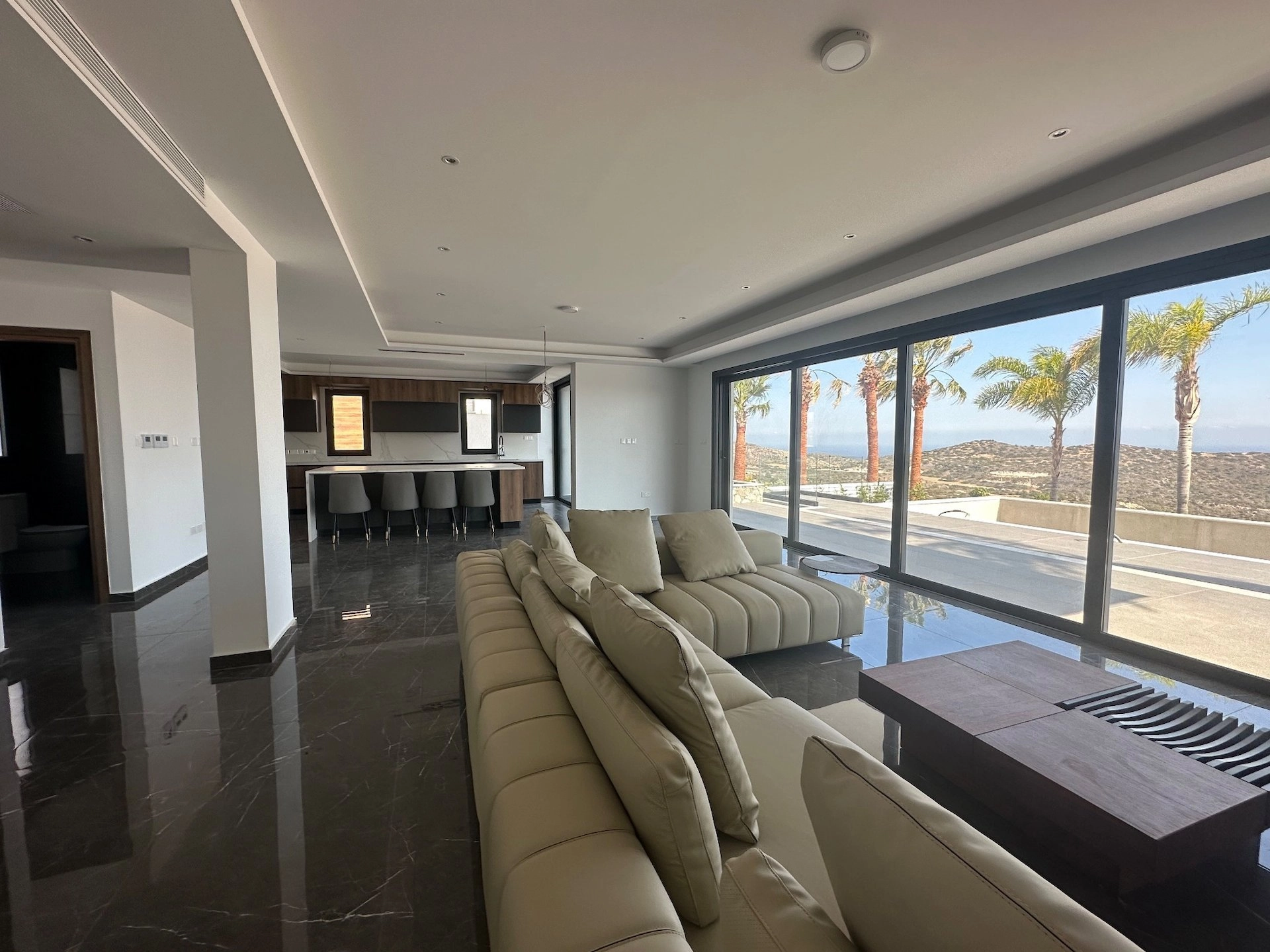 6+ Bedroom House for Rent in Parekklisia, Limassol District