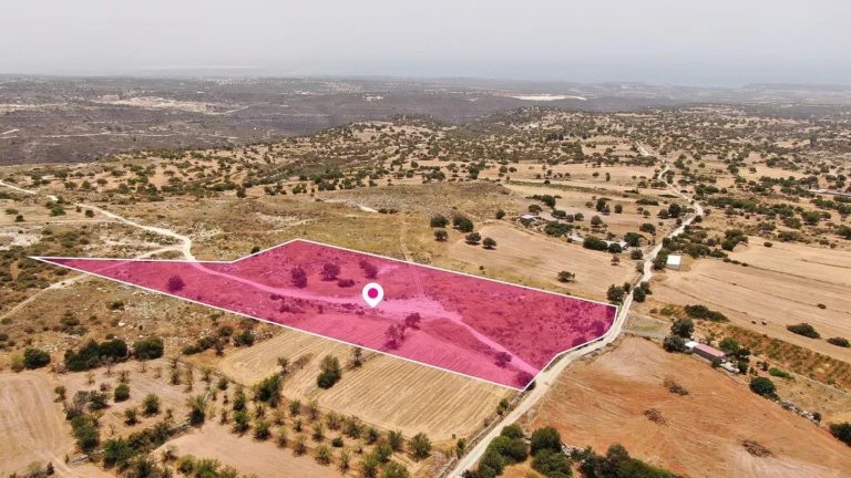 18,761m² Plot for Sale in Pachna, Limassol District
