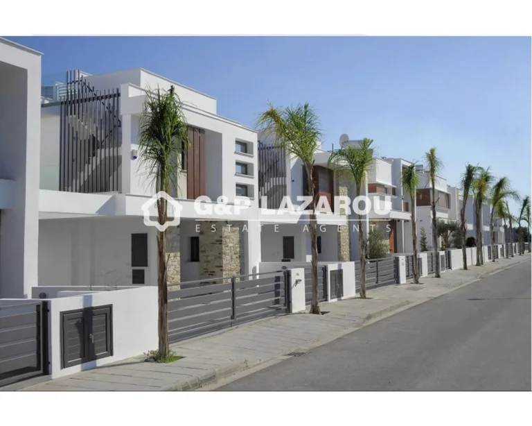 4 Bedroom House for Sale in Livadia Larnakas, Larnaca District