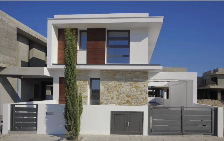 6+ Bedroom House for Sale in Livadia Larnakas, Larnaca District