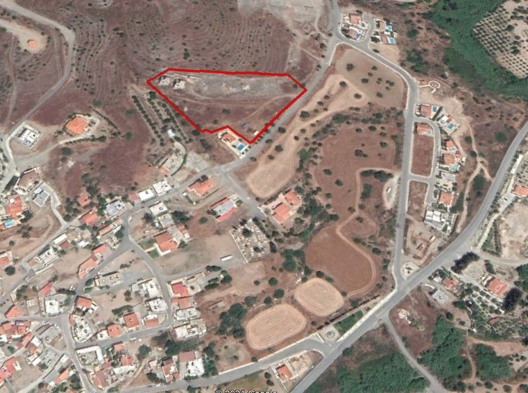 9,997m² Plot for Sale in Monagroulli, Limassol District