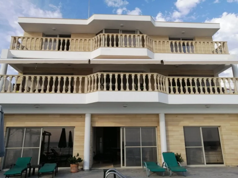 6+ Bedroom House for Sale in Coral Bay, Paphos District