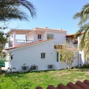 6+ Bedroom House for Sale in Paphos District