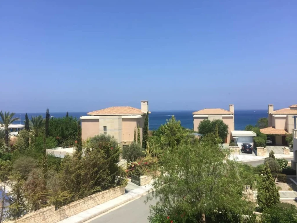 3 Bedroom House for Sale in Latchi (Lakki / Latsi), Paphos District