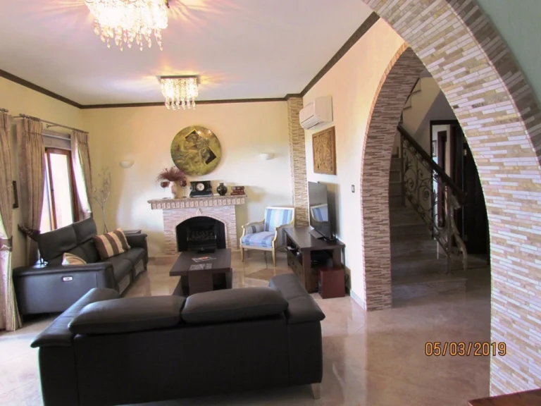 4 Bedroom House for Sale in Tsada, Paphos District