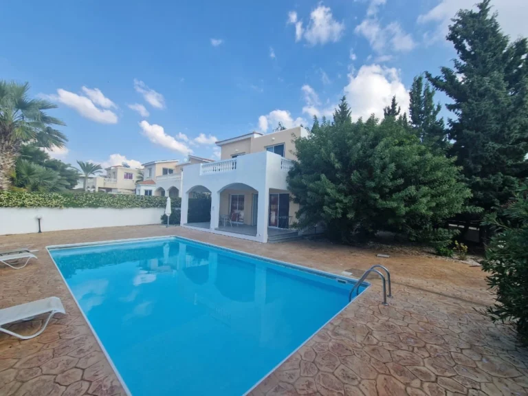 3 Bedroom House for Sale in Coral Bay, Paphos District