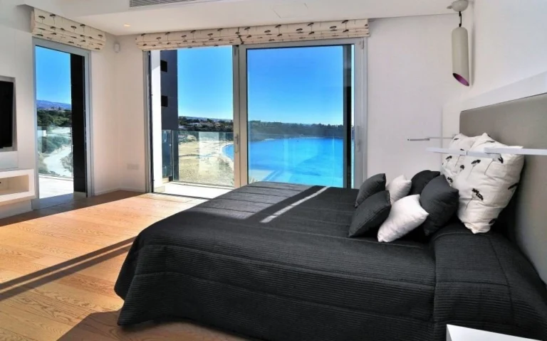 5 Bedroom House for Sale in Coral Bay, Paphos District