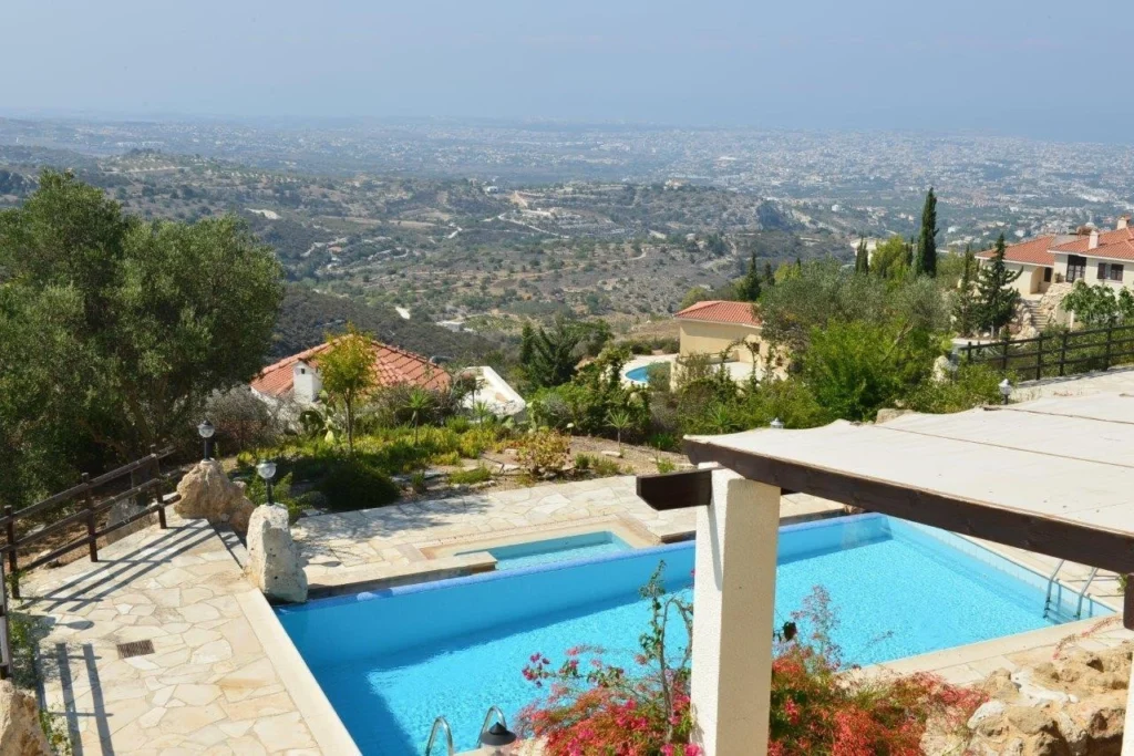 3 Bedroom House for Sale in Tsada, Paphos District