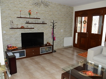 4 Bedroom House for Sale in Kapedes, Nicosia District