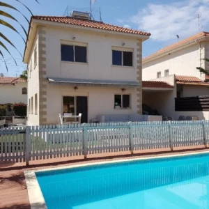 3 Bedroom House for Sale in Parekklisia, Limassol District