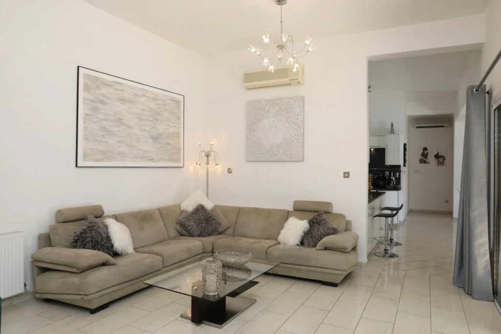 3 Bedroom House for Sale in Kissonerga, Paphos District