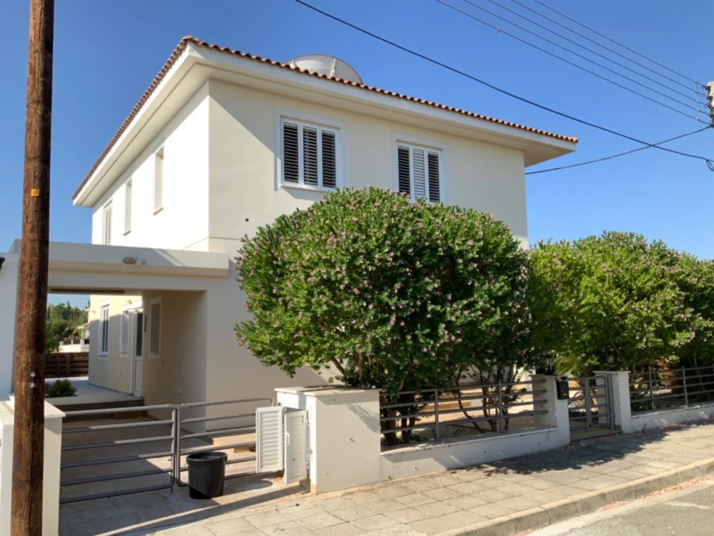 4 Bedroom House for Sale in Lakatamia, Nicosia District