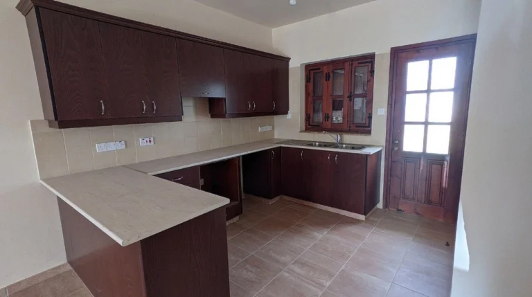 6+ Bedroom House for Sale in Pachna, Limassol District