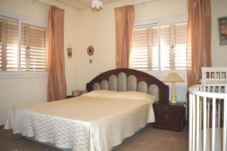 6+ Bedroom House for Sale in Faneromeni, Larnaca District