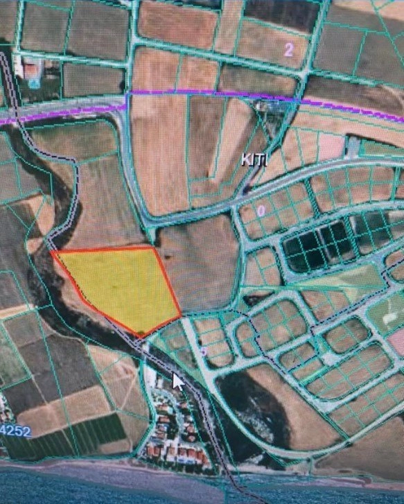 18,780m² Plot for Sale in Kiti, Larnaca District