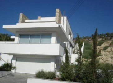 5 Bedroom House for Sale in Oroklini, Larnaca District