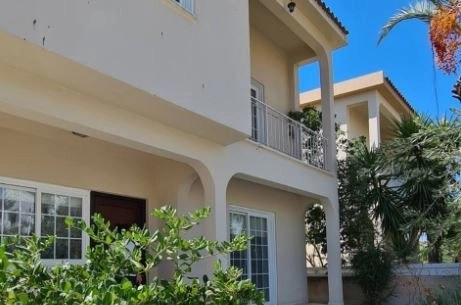 4 Bedroom House for Sale in Makedonitissa, Nicosia District